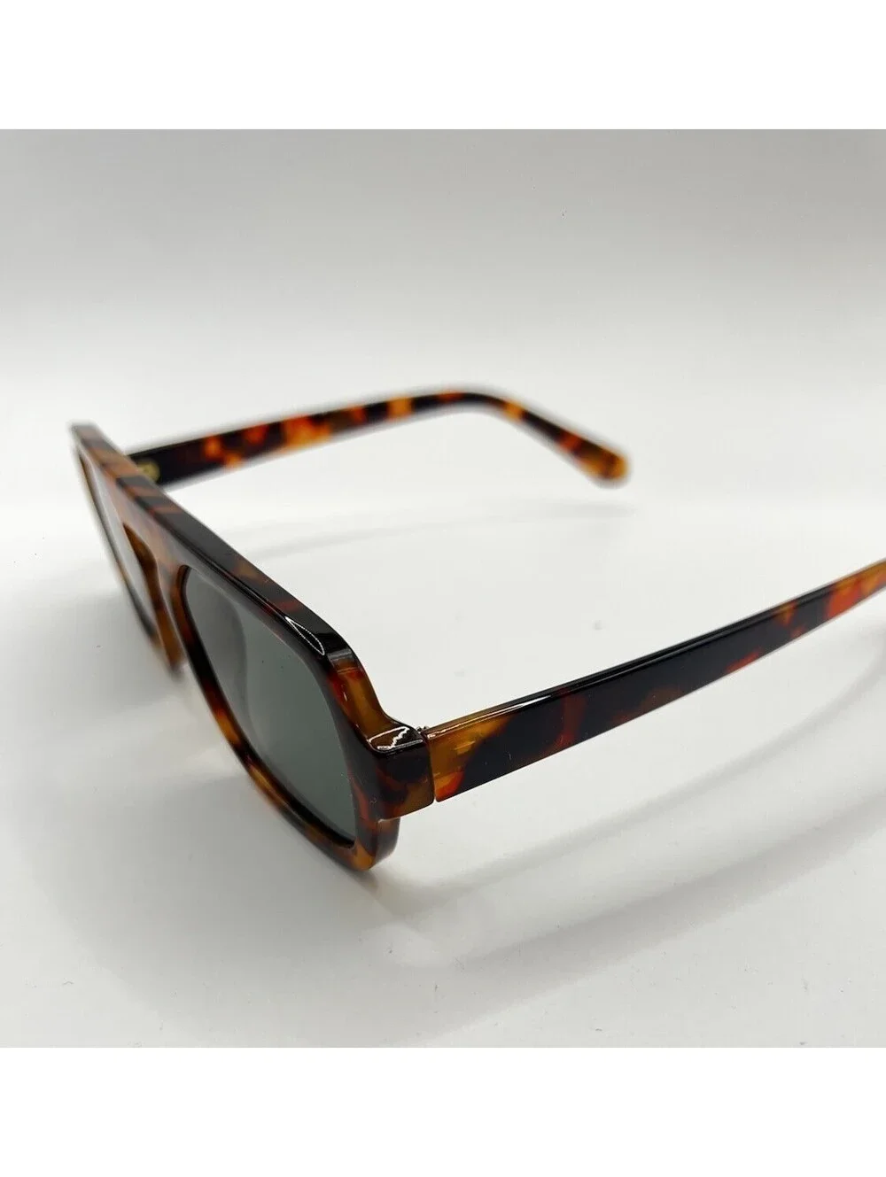 Flat Top Tortoiseshell Navigator Sunglasses